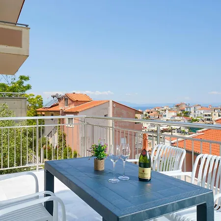 Jolyk * Skála Marión