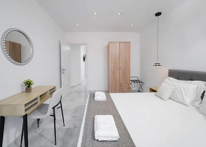 Jolyk Skála Marión